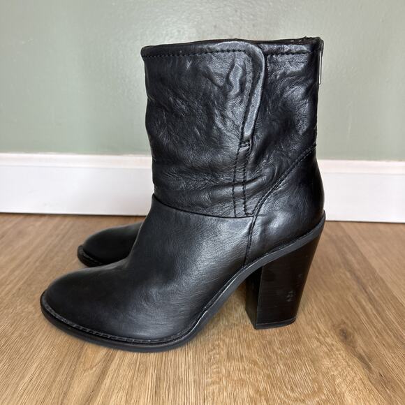 STEVEN by STEVE MADDEN Women's 7.5 Ankle Boots EARLA BlackBlock Heel Leather - Picture 4 of 9